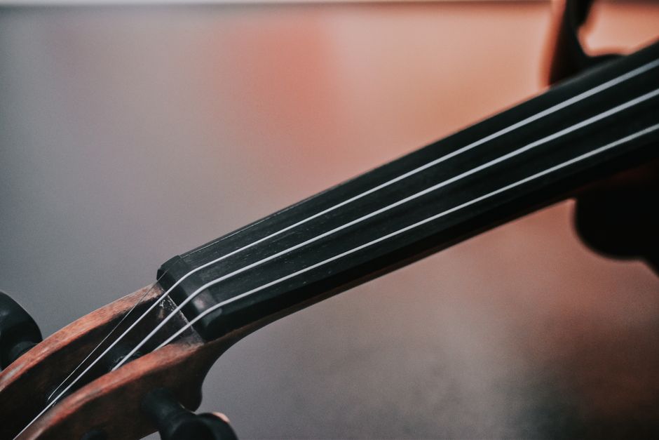 Two Notes, One Throb: The Ghost Tone Hiding in a Beat