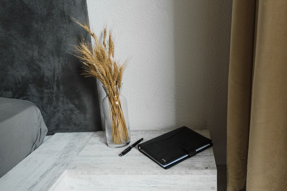 Emptying the Mind Onto Paper: Letting a Notebook Hold Tomorrow's Worries