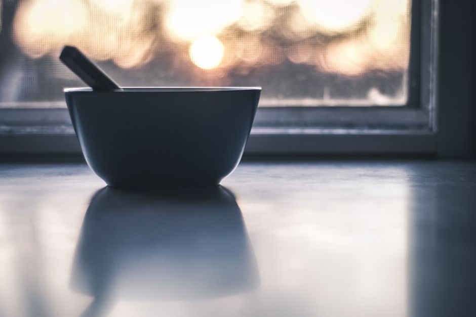 Eating With the Sun: How a Daylight Rhythm Steadies Your Whole Day